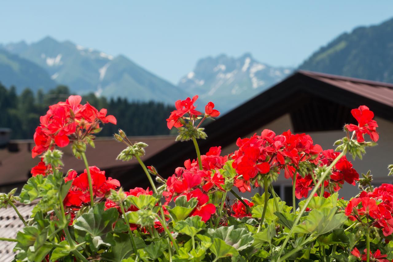 Hotel Garni Regina Oberstdorf Exteriör bild